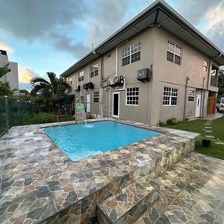 Cozy One Bedroom Apartment Pool Side Lambeau Exterior photo